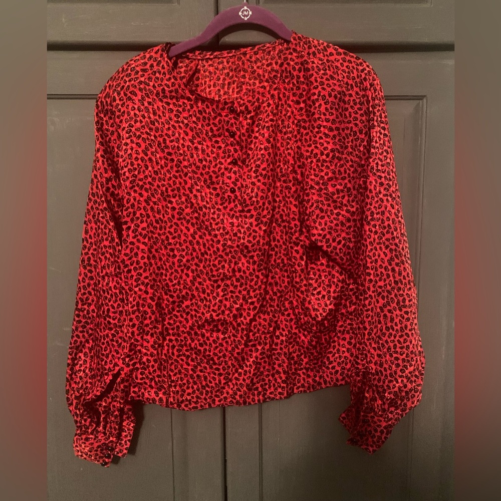Vintage blouse in red size medium.